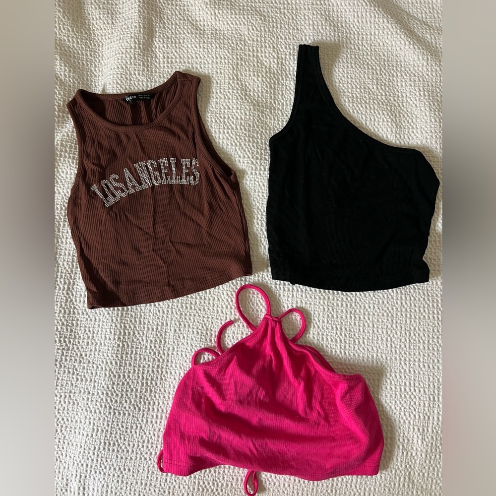 3 SHEIN top bundle (XS)